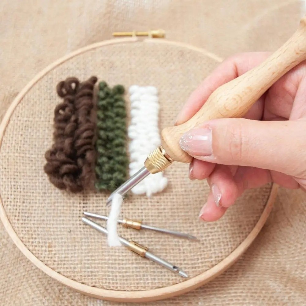 Cotton Embroidery Thread Skeins - 2.5mm/3.5mm/5mm パンチニードルセット 木製ハンドル クリエイティブ刺繍ステッチペン 交換可能なヘッド DIYクラフトパンチステッチキット