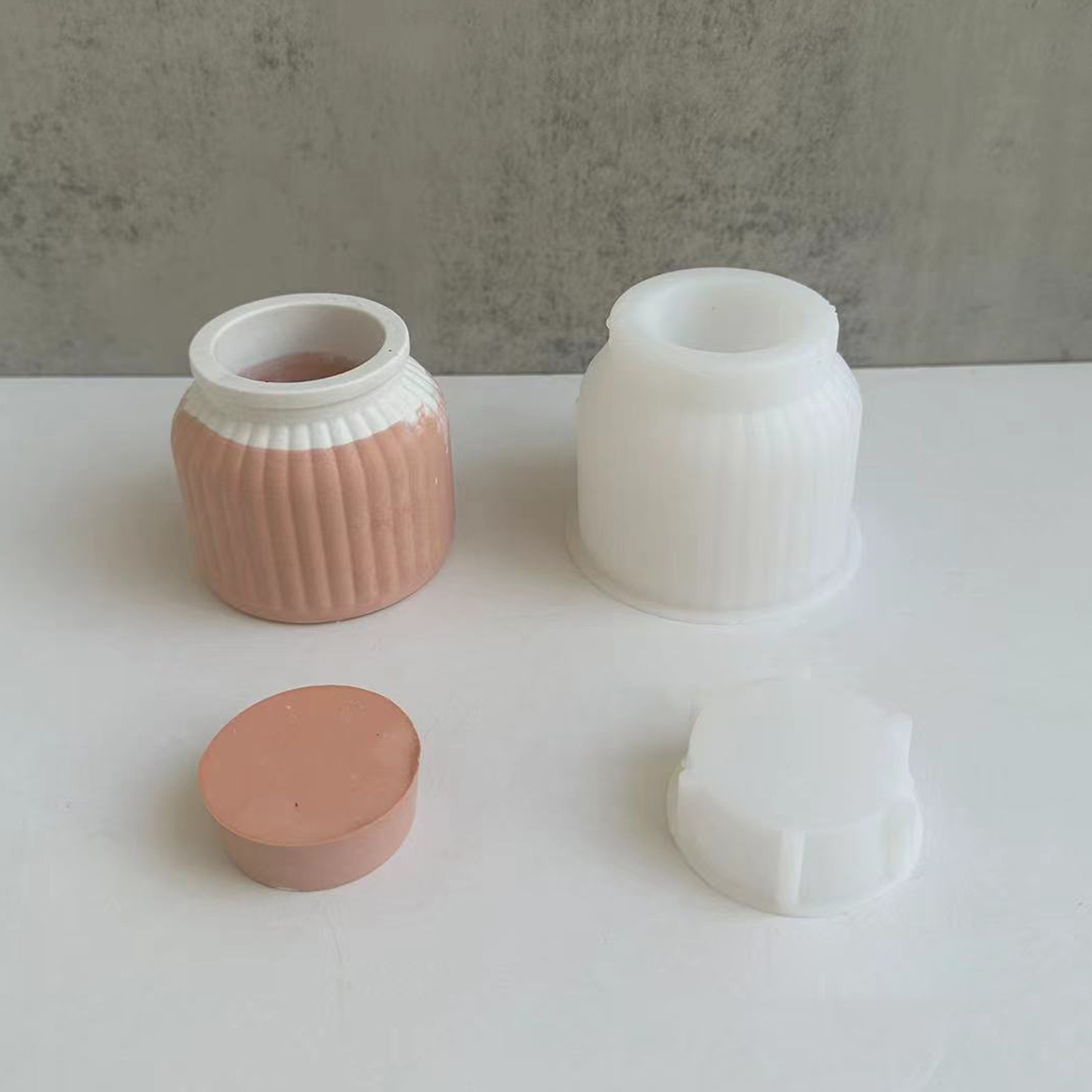 DIYクラフト用ボトルシリコンモールド、レジンエポキシキャン - Silicone Epoxy Resin Molds Set のレビューと価格